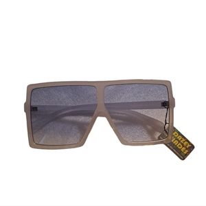 111.) Two~Tone Big Square Sunglasses